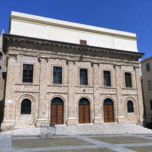 Surroundings: Alghero, Civic Theatre - Photo: NetFabric Web Solutions